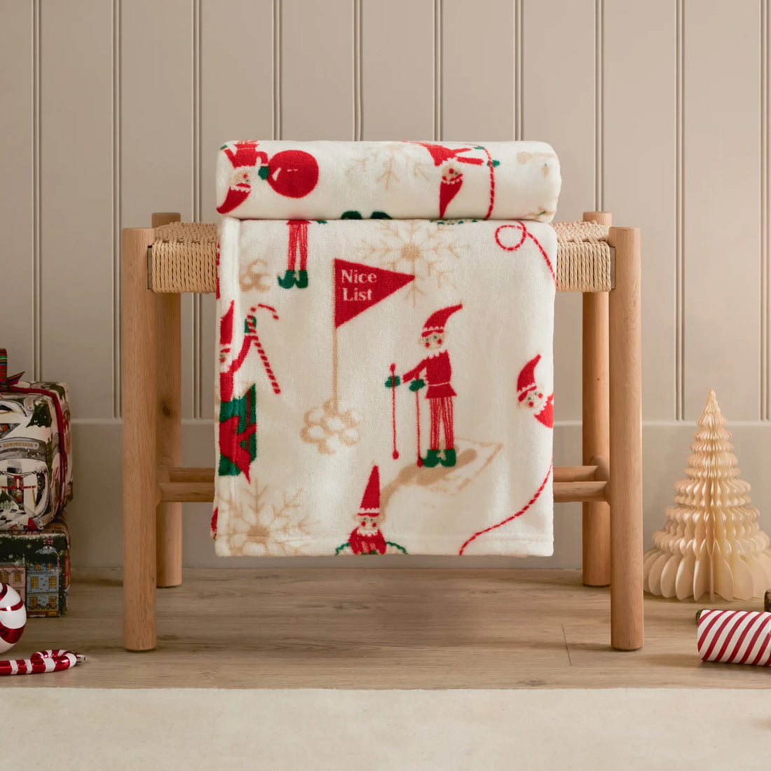 Elfie Printed Fleece Throw Cream/Mint 140 x 180cm