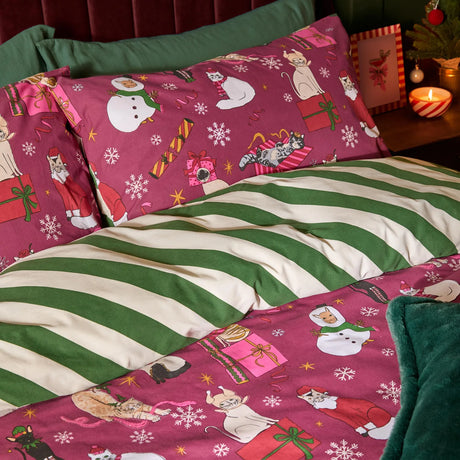 Feline Festive Reversible Christmas Duvet Cover Set image 3