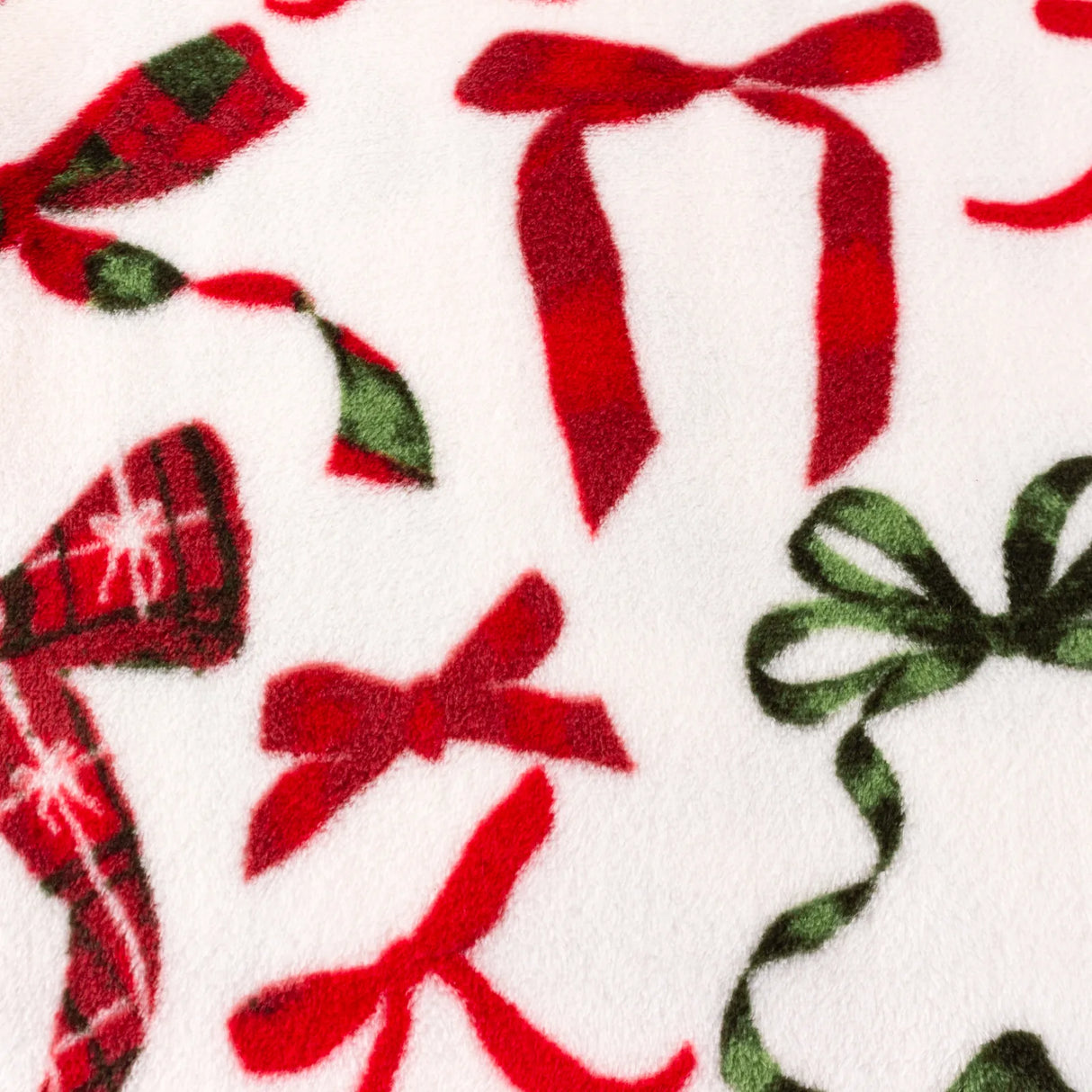 Festive Bows Printed Fleece Throw Berry/Pine 140 x 180cm - image 4
