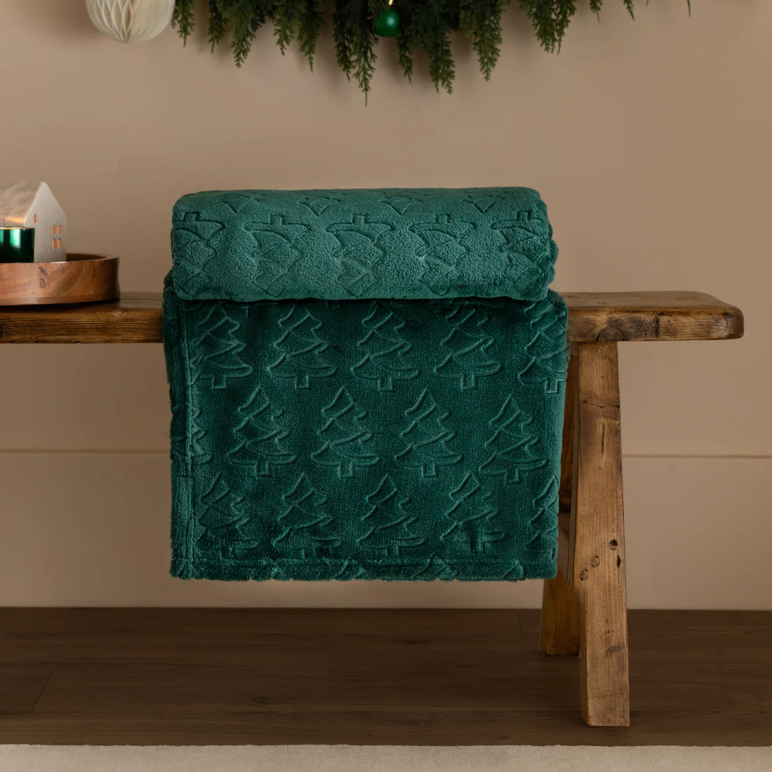 Festive Trees Fleece Throw Emerald 140 x 180cm