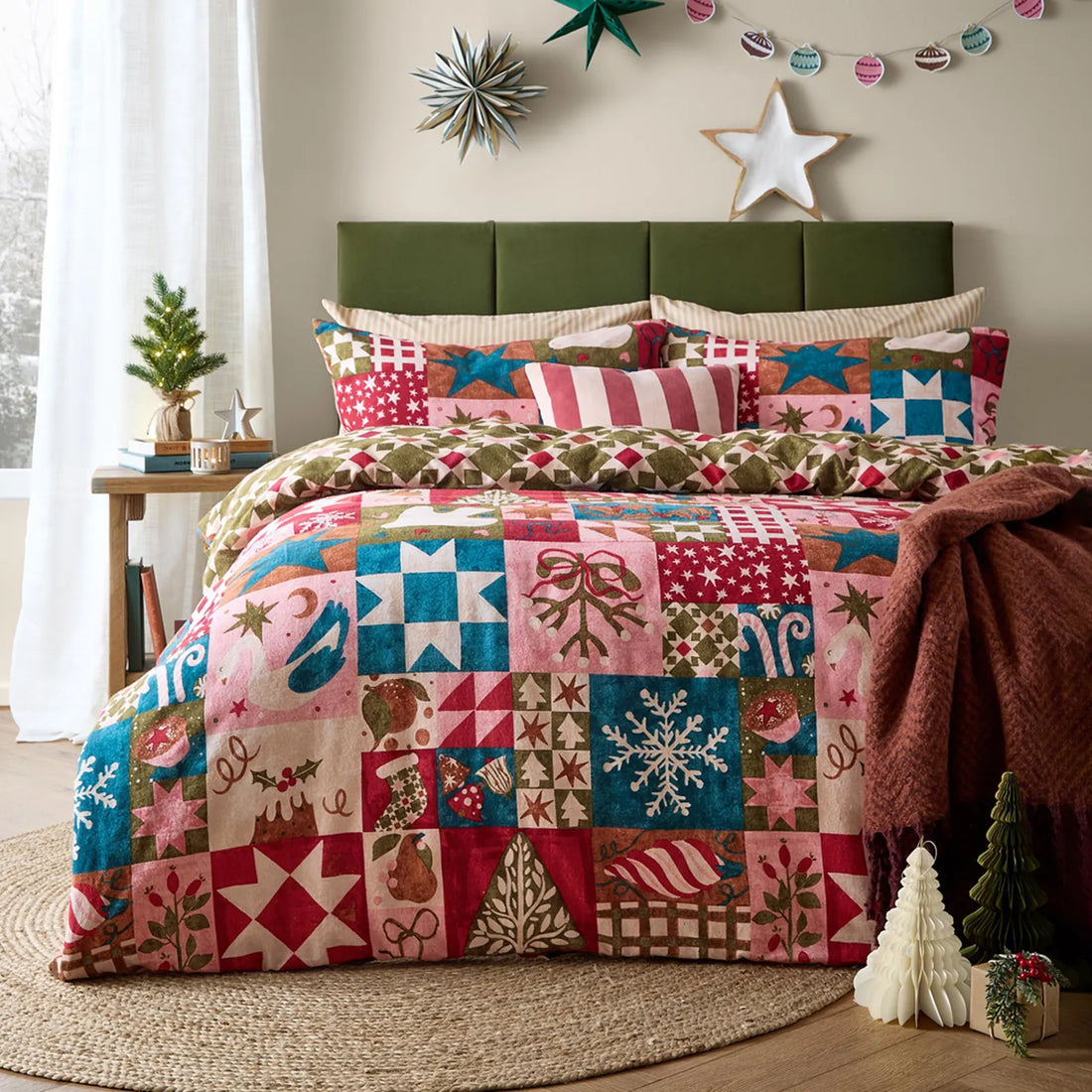 Fika Reversible Festive Duvet Cover Set