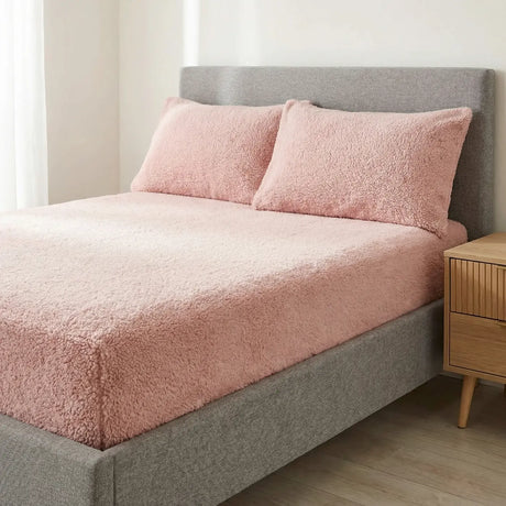 Teddy Fleece Fitted Sheet 30cm Deep 1