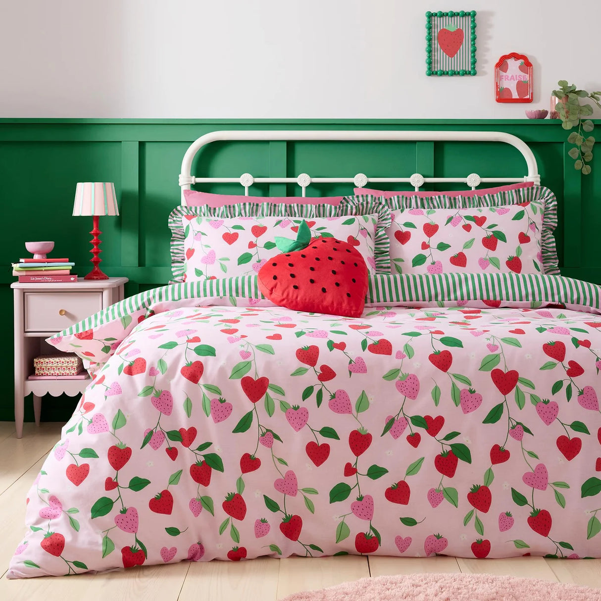 Bedlam Fun Strawberries Pink Polycotton Kids Duvet Cover Set 6
