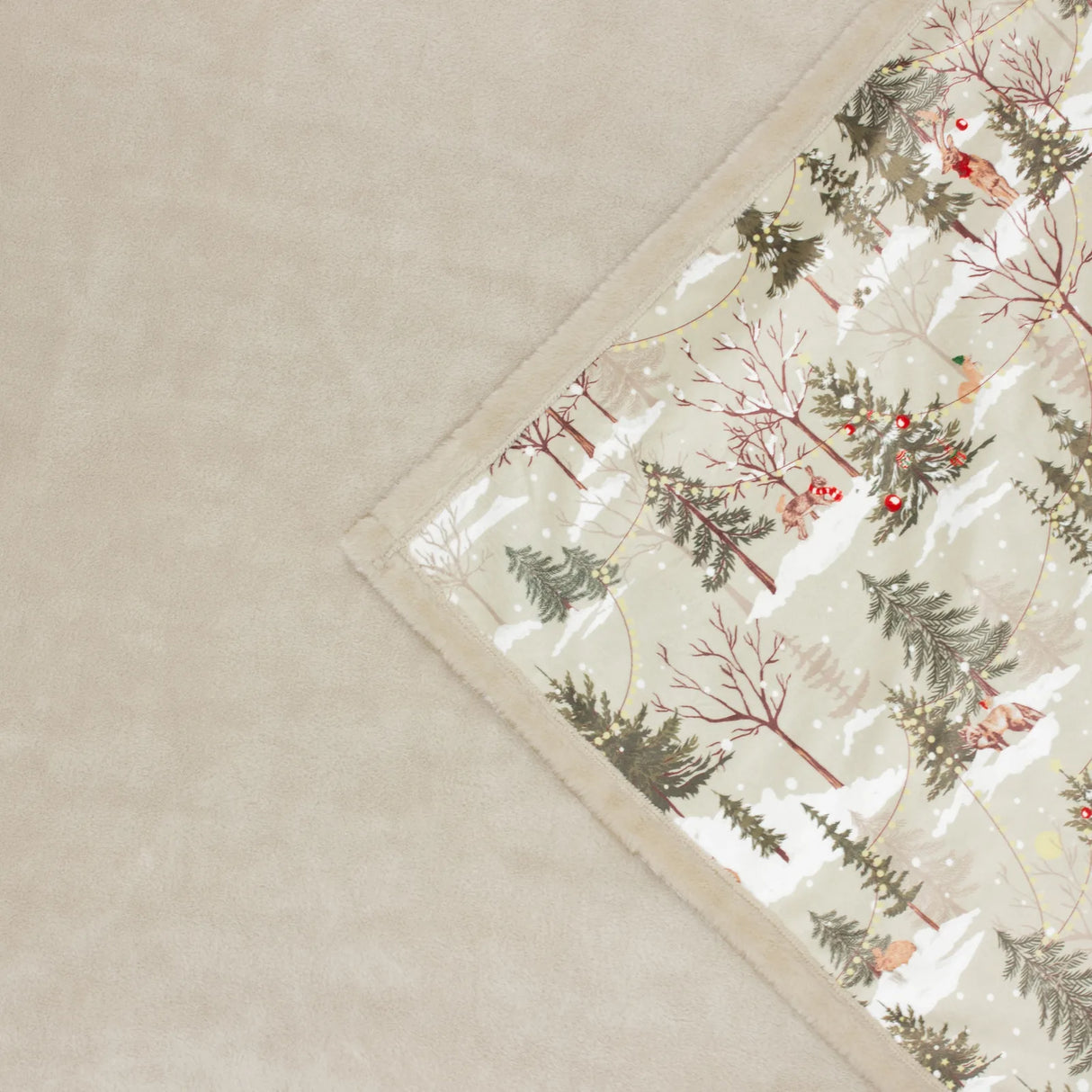Forest Festivities Faux Fur Throw Natural 130 x 180cm - image 6