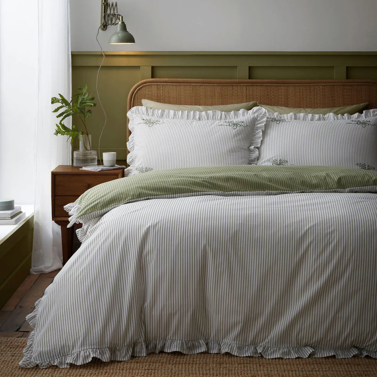 Frilled Embroidered Bow Stripe Green 100% Cotton Duvet Cover Set - main product image