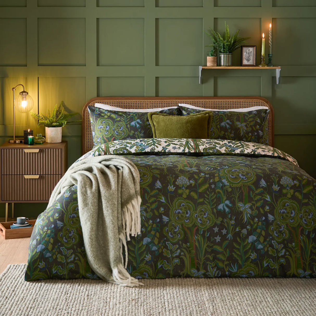 Garden of Wonder Reversible Duvet Cover Set Evergreen - image 2