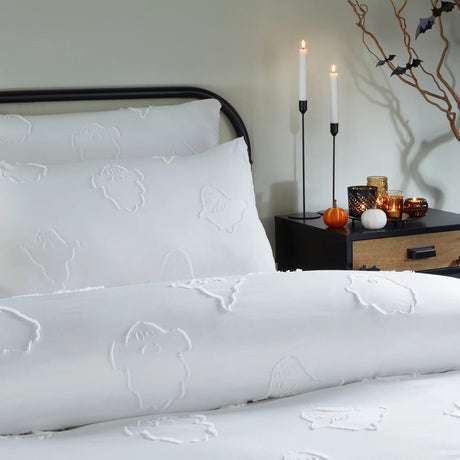 Ghostly Ghouls Soft Touch Tufted Duvet Cover Set White - image 3