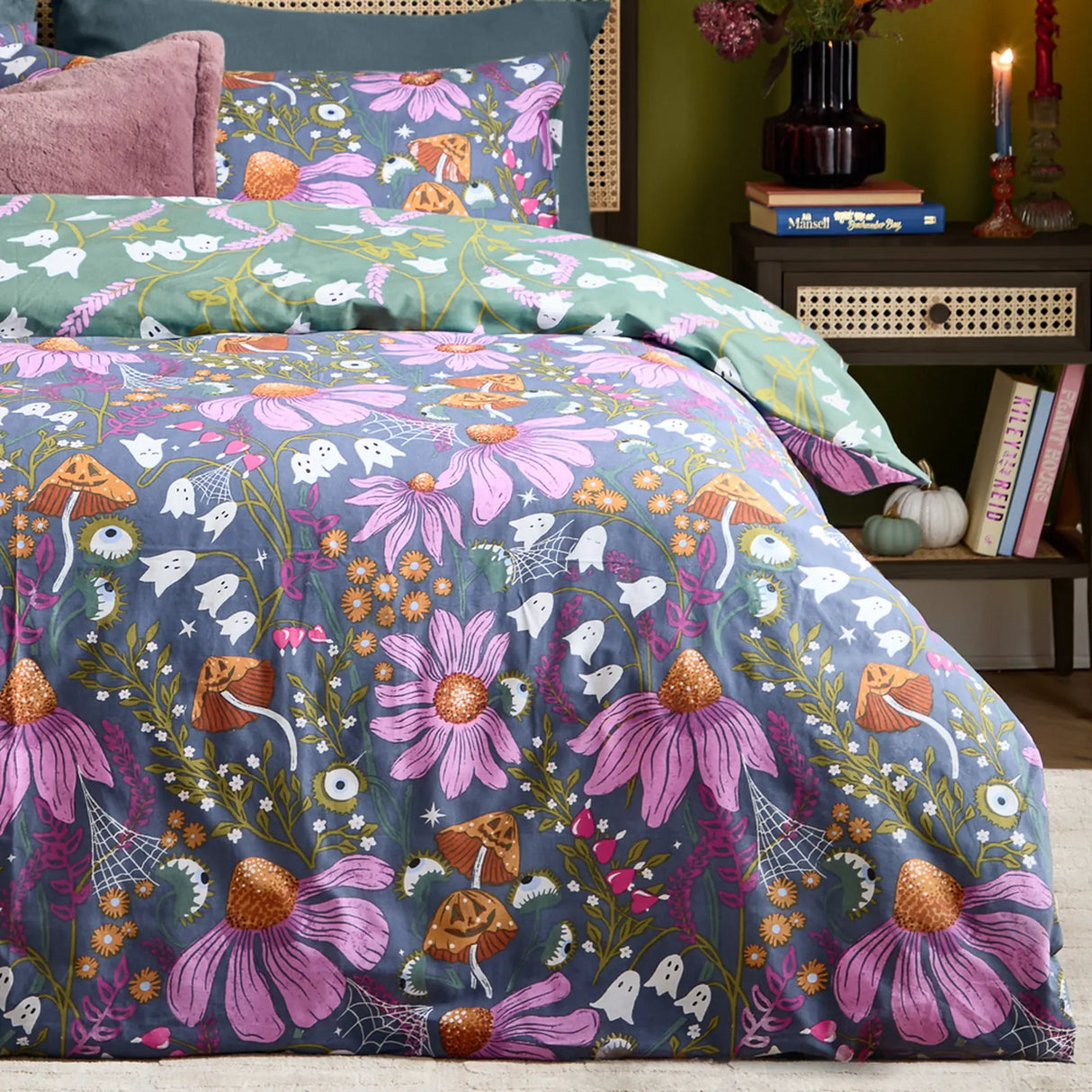 Ghoul Gardens Halloween Reversible Duvet Cover Set image 4