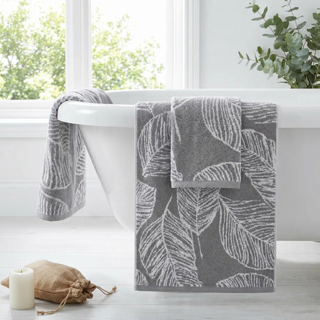 Matteo Leaf Jacquard 550gsm Cotton Bathroom Towel - Grey