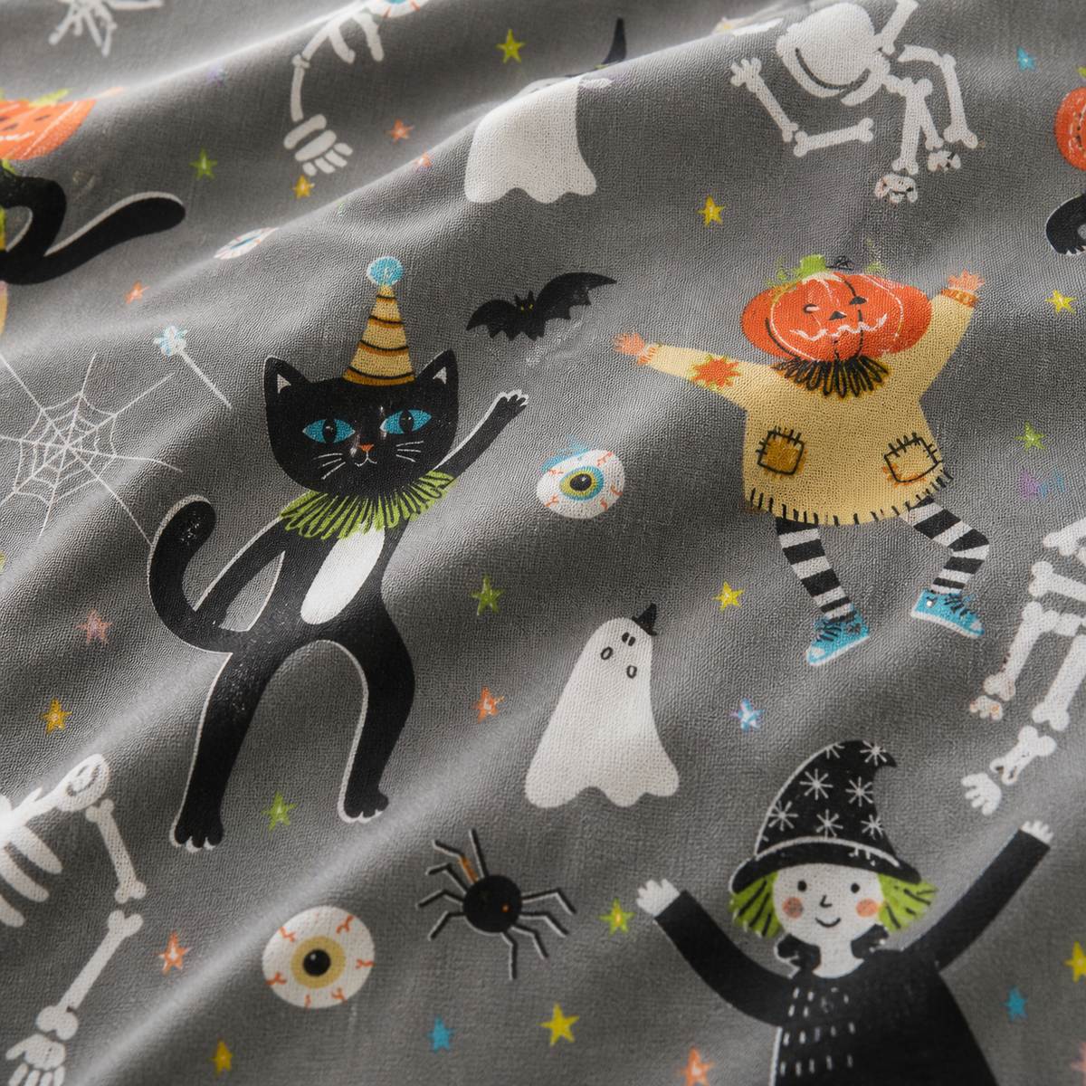 Macro close-up of the polycotton fabric on the Halloween Party Polycotton Duvet Cover Set