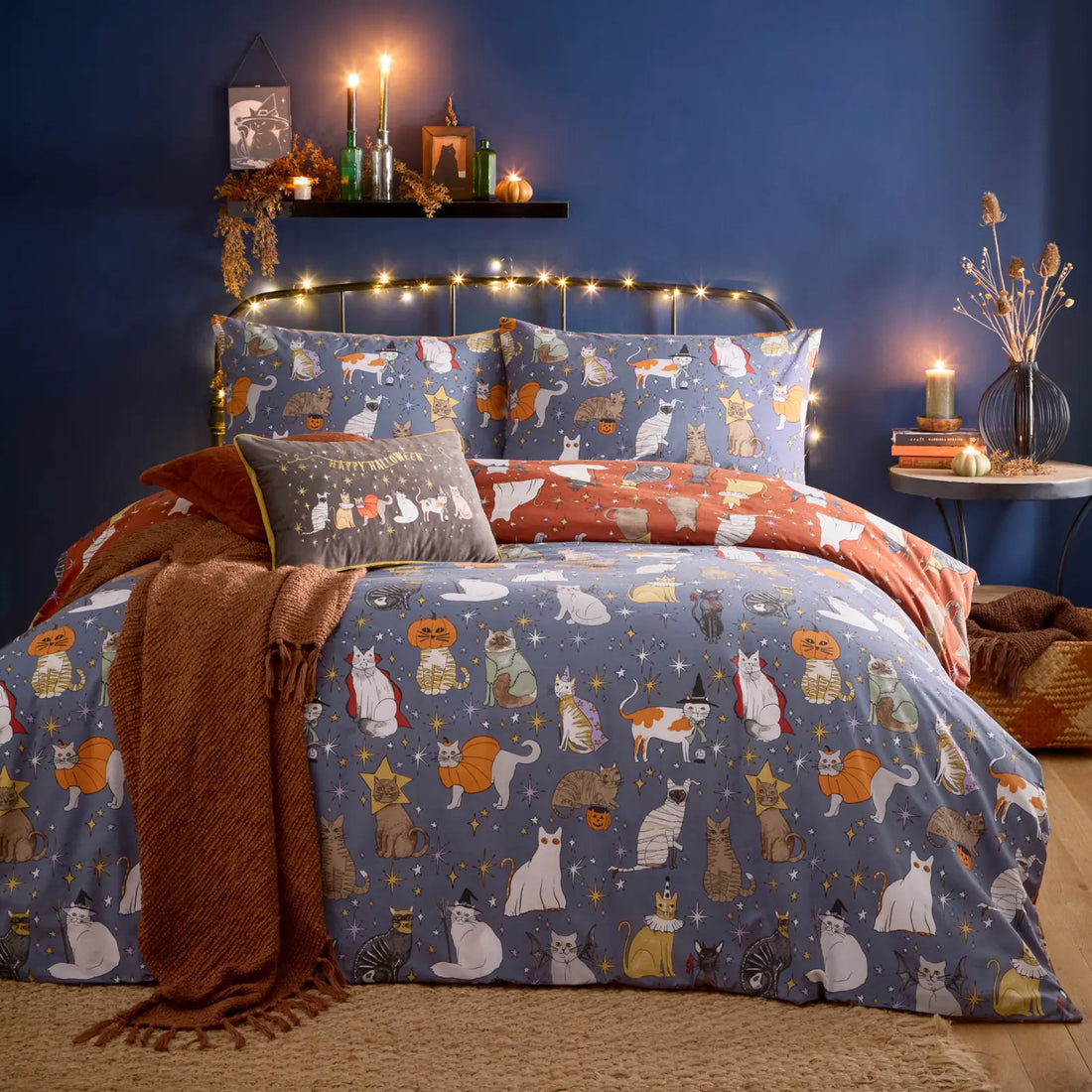 Halloween Pawty Printed Reversible Duvet Cover Set Multicolour