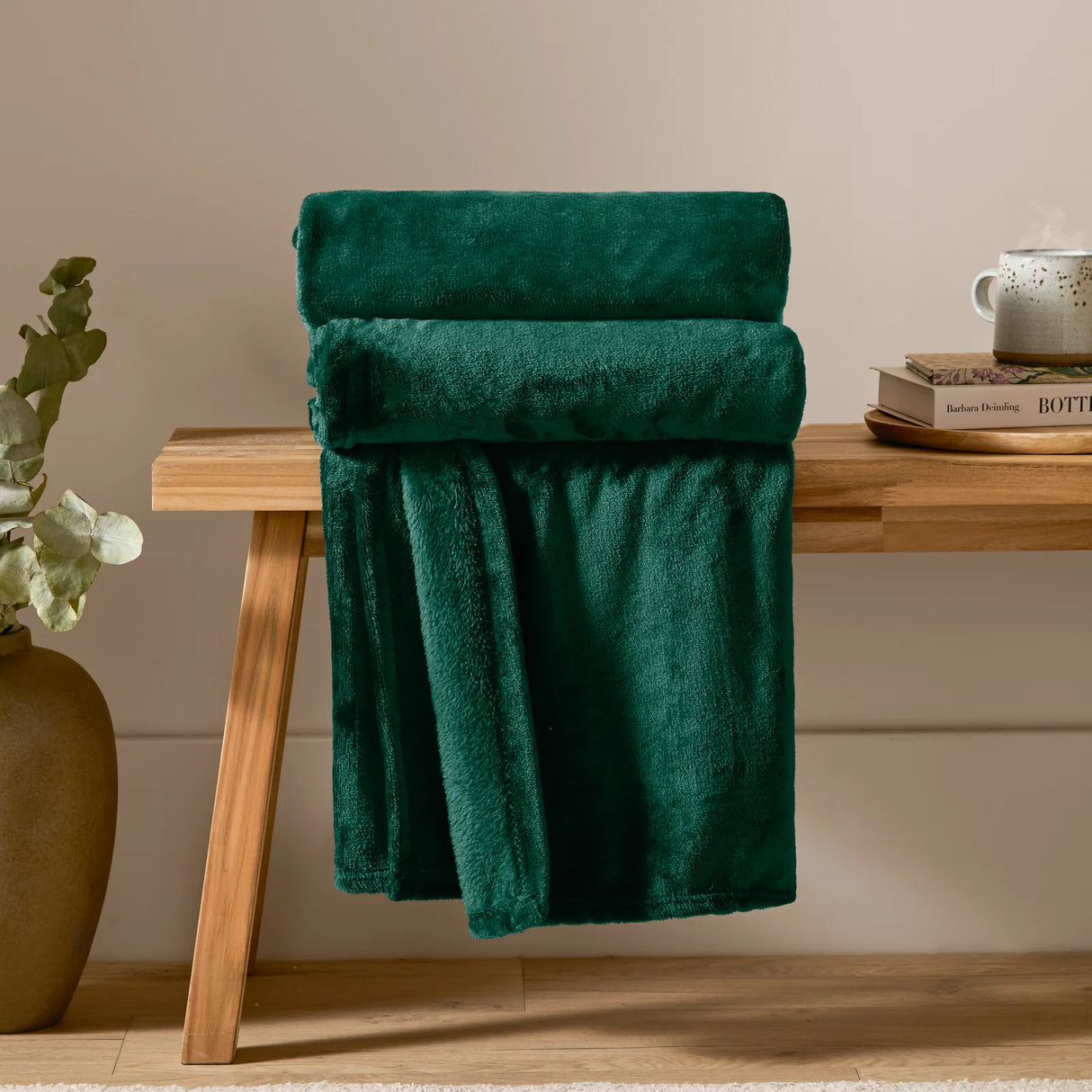 Harrow Fleece Throw Emerald 140 x 180cm - image 1