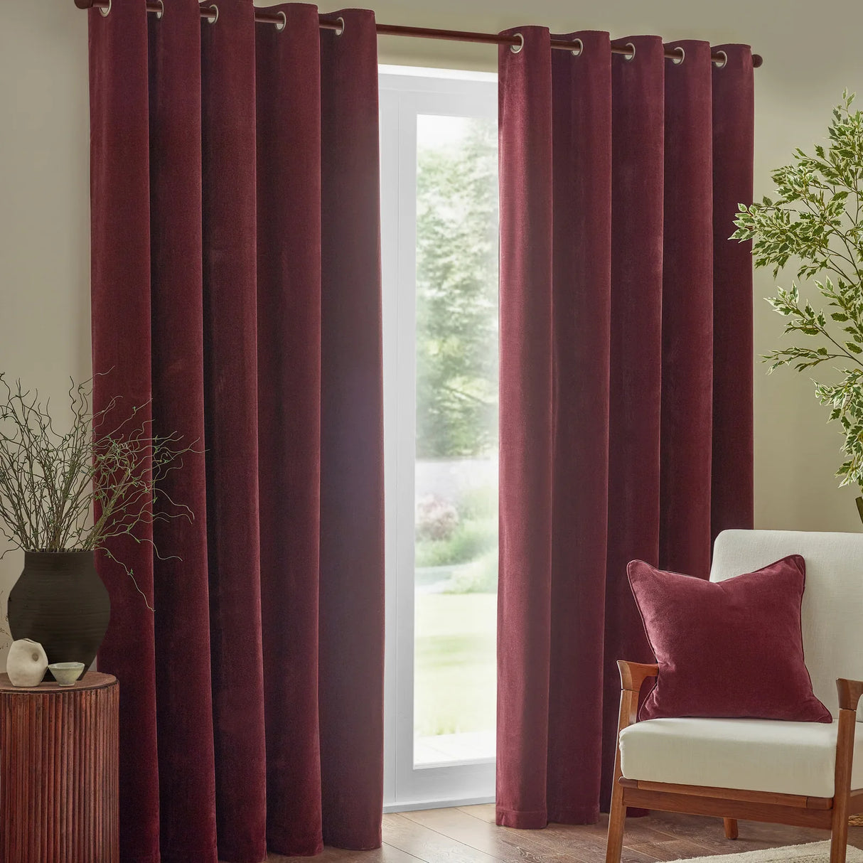 Heavy Chenille Piped Cushion Cover Beetroot 50 x 50cm - image 5