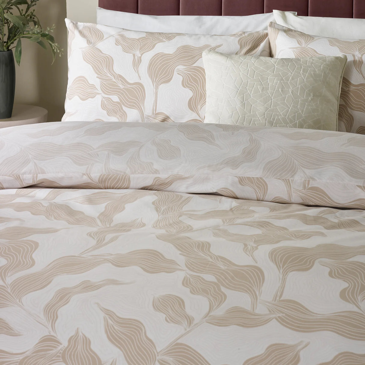 Lauro Printed Reversible Duvet Cover Set Stone - image 3