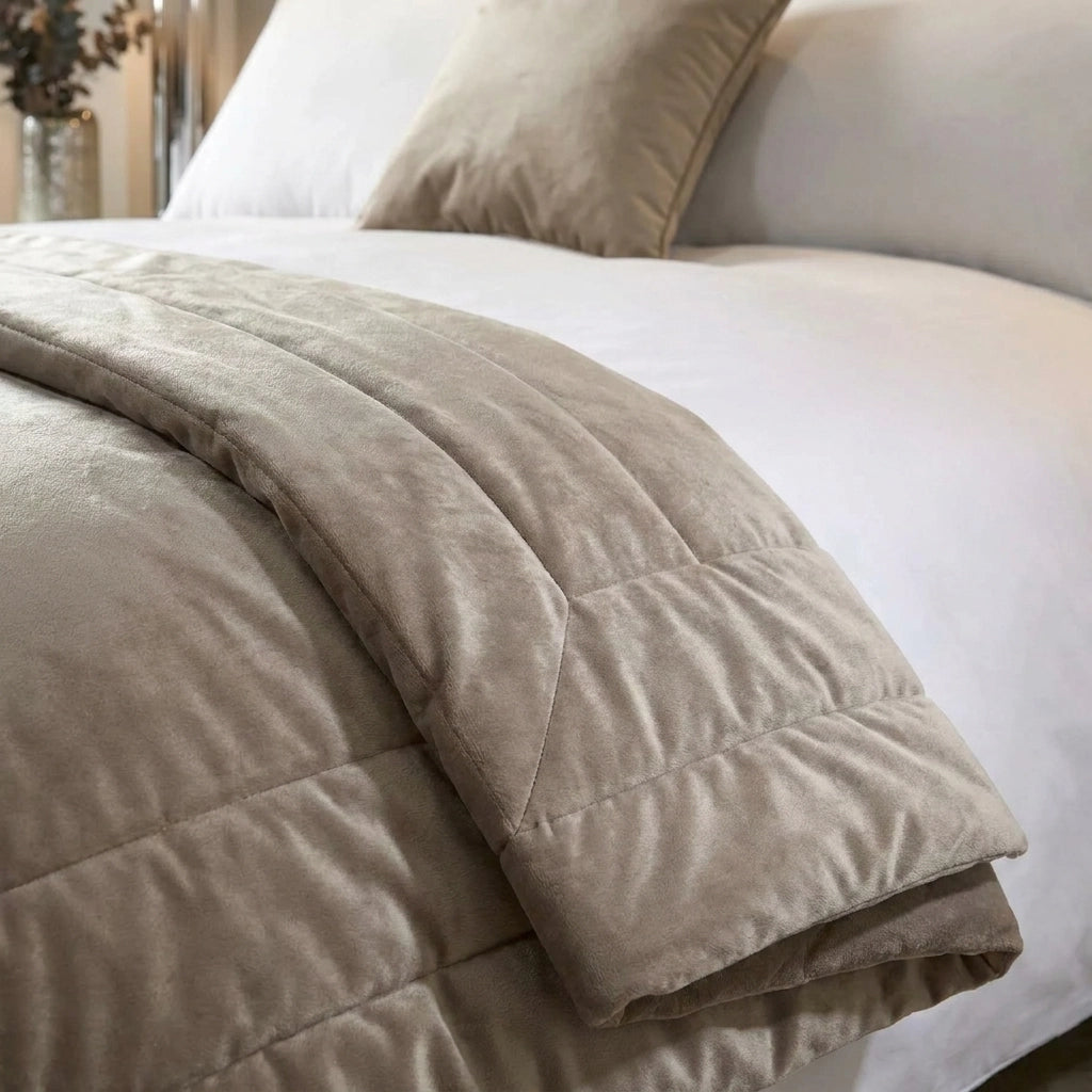 Melanie Velvet Bedspread 150cm x 220cm 4