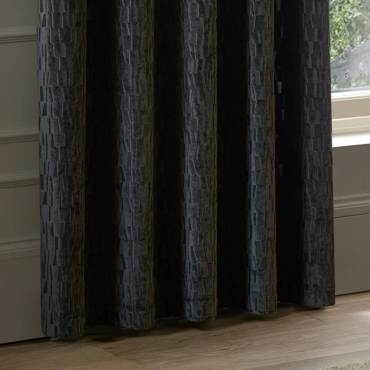 Manhattan Fully Lined Velvet Eyelet Curtains Charcoal - image 5