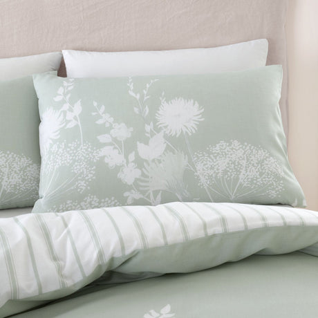 Catherine Lansfield Meadowsweet Floral Reversible Duvet Cover Set with Pillowcase Green