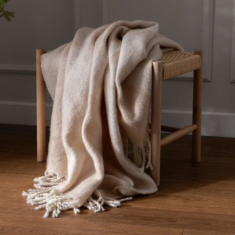 Meta Abstract Woven Tasselled Marshmallow Throw Blanket 130cm x 180cm - additional product view 3