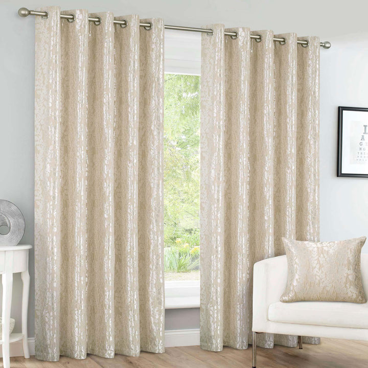Mia Super Thermal Eyelet Curtains Cream - Ideal