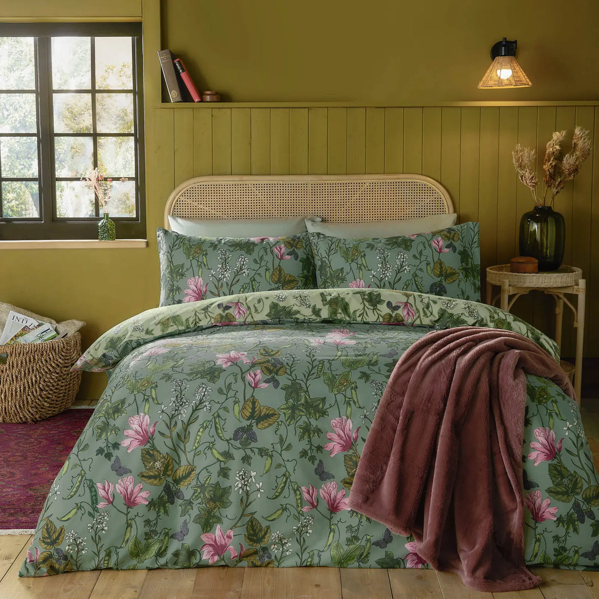 Mystic Berry Floral Reversible Duvet Cover Set Green - image 5