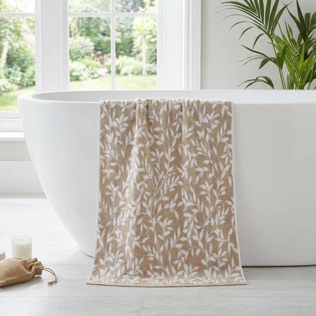 Sandringham Jacquard Leaf 550gsm Towel 8