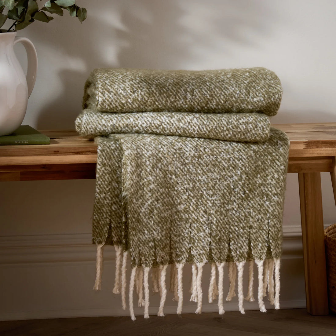 Isla Woven Tasselled Throw Green 130 x 180cm