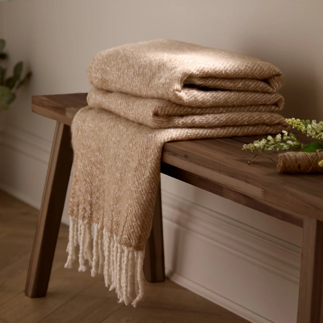 Isla Woven Tasselled Throw Natural 130 x 180cm