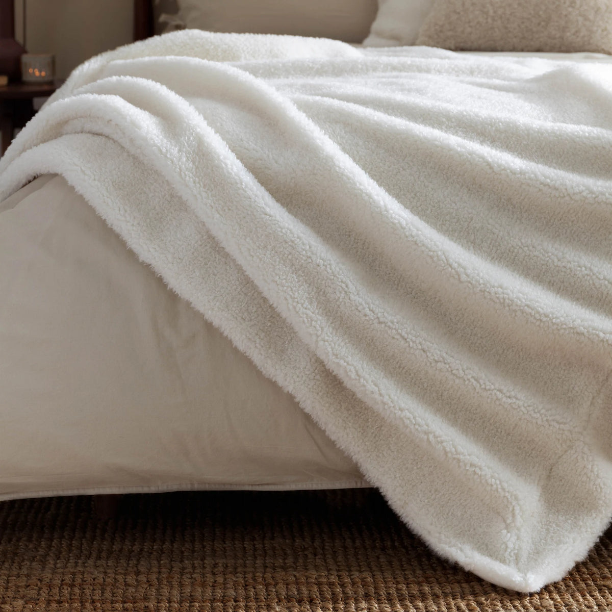 Olann Knitted Reversible Ecru Velvet Fleece Throw Blanket 130cm x 180cm - additional product view 1