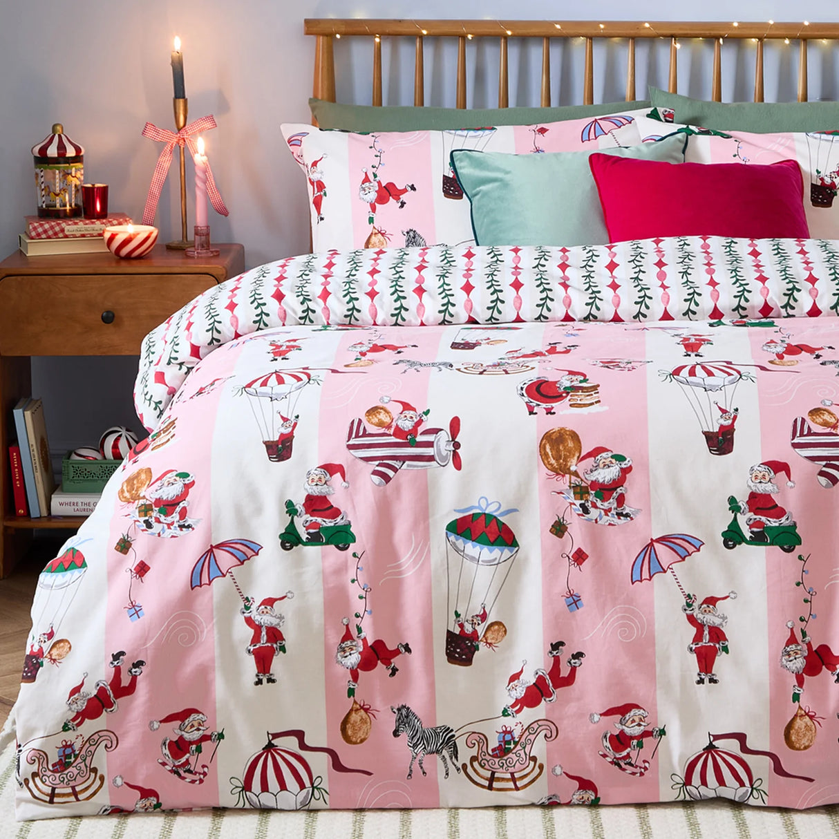 Passport to the North Pole Christmas Reversible Duvet Cover Set image 4