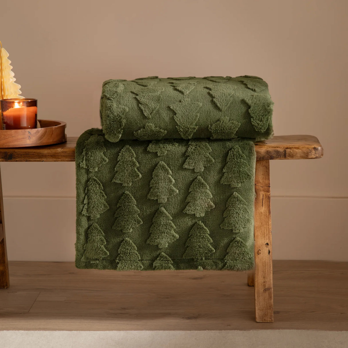 Pines Faux Fur Throw Forest Green 150 x 200cm - image 3