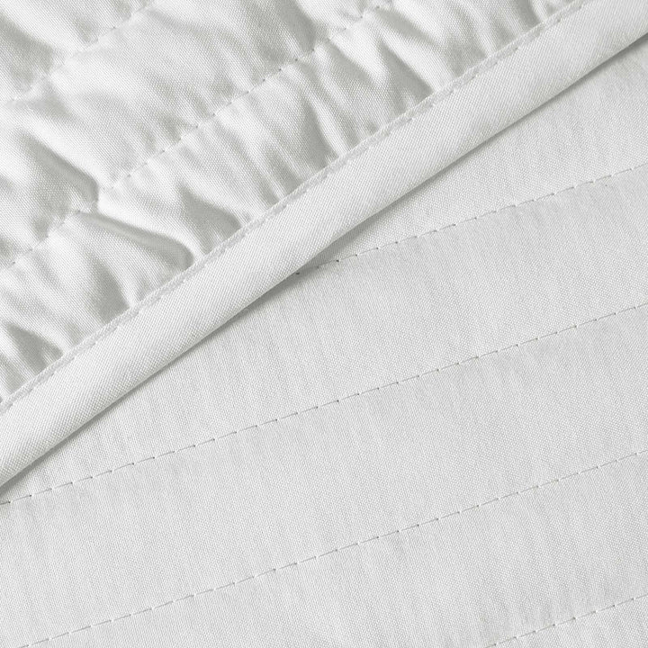 Quilted Lines Bedspread White - Ideal