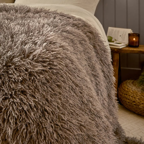 Rowan Faux Fur Throw Mocha 130 x 175cm - image 3