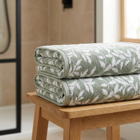Sandringham Jacquard Leaf 550gsm Towel 12