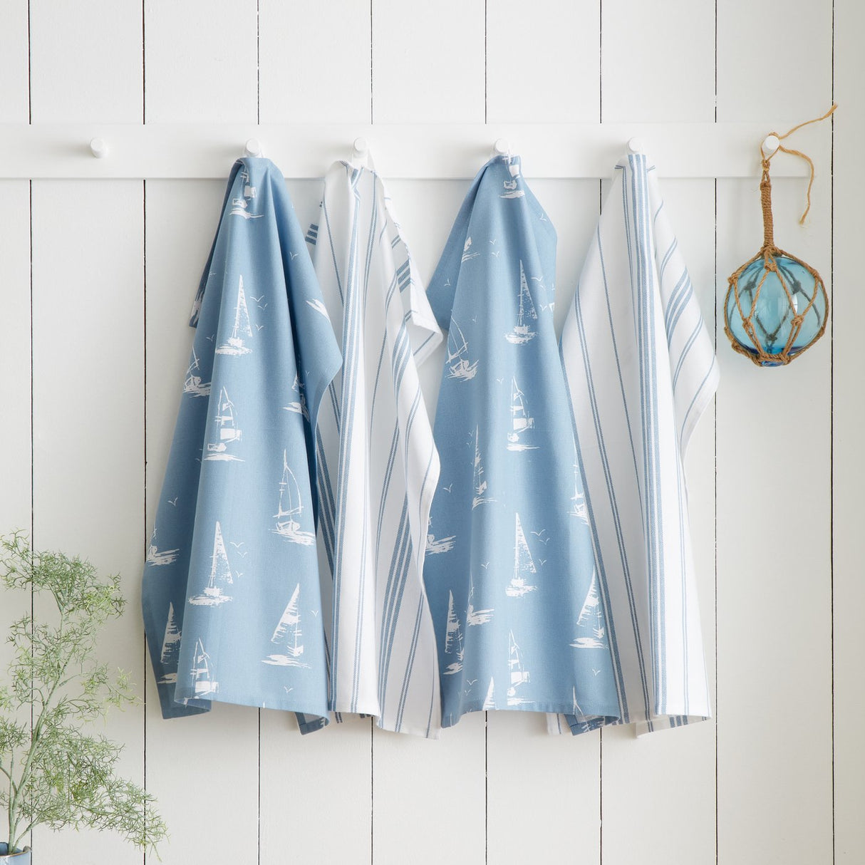 Catherine Lansfield Salcombe Boats Cotton 50x70cm Kitchen Tea Towel Pack of 4 Blue