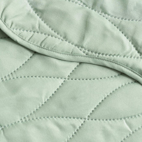 Catherine Lansfield Scallop Waves Quilted 240x260cm Bedspread Green