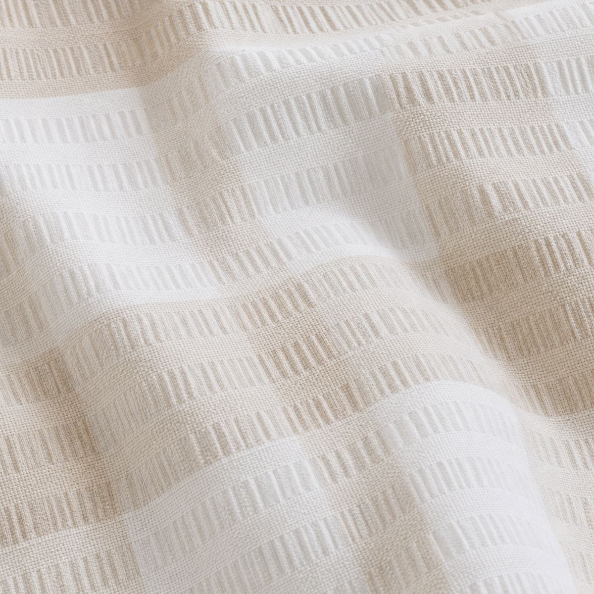 Macro close-up of the Seersucker Gingham natural polycotton seersucker fabric