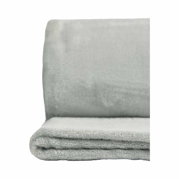 Snug Flannel Fleece Blanket Super Soft Throw in Silver - Ideal