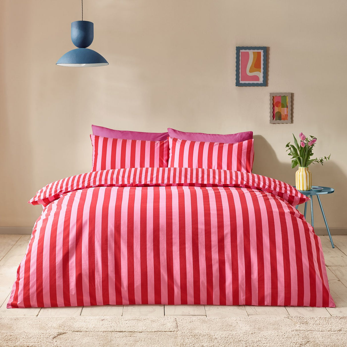 Sassy B Stripe Tease Reversible Duvet Cover Set with Pillowcase Red