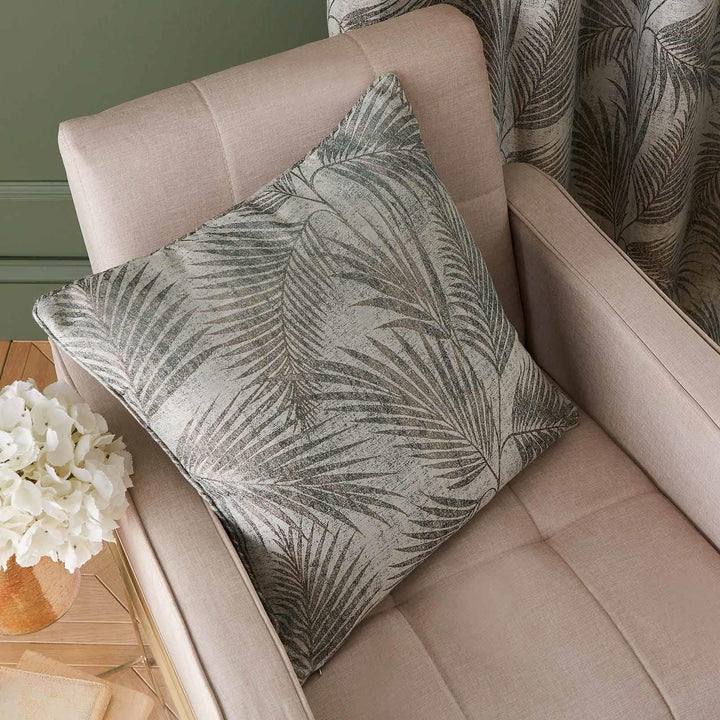 Tamra Palm Luxury Cushion Green - Ideal