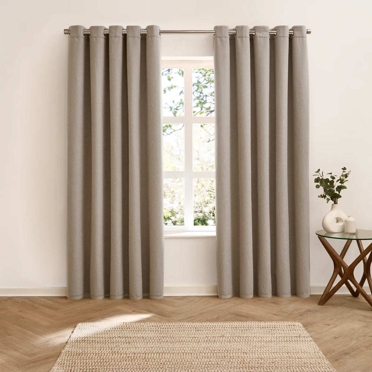 Verso Reversible Suede-look Blackout Eyelet Curtains Green - image 5