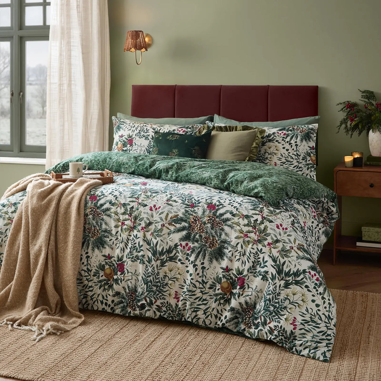 Winter Foliage Reversible Brushed Cotton Duvet Cover Set image 1