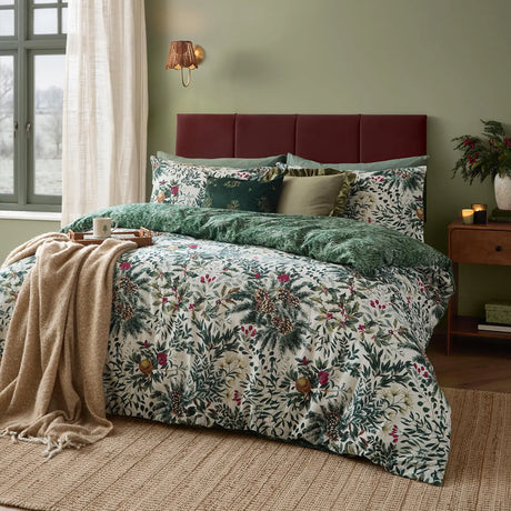 Winter Foliage Reversible Brushed Cotton Duvet Cover Set image 1