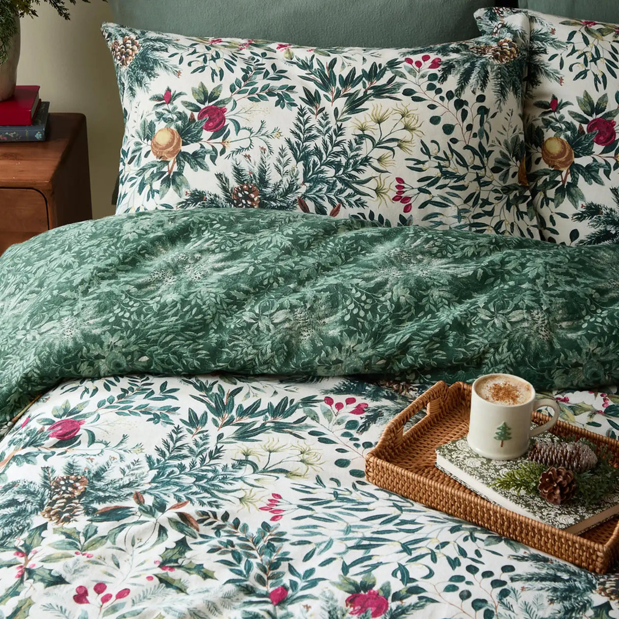 Winter Foliage Reversible Brushed Cotton Duvet Cover Set image 2