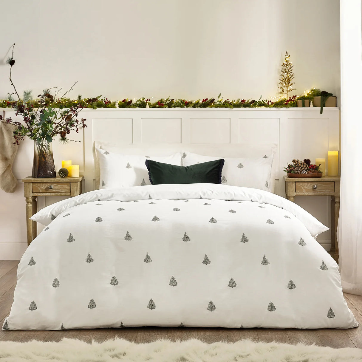 Winter Forest 100% Cotton Embroidered Duvet Cover Set White/Forest Green - image 2