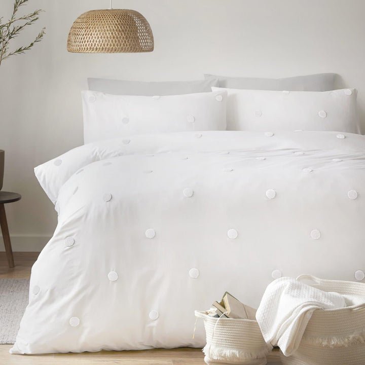 Dot Garden Tufted Spot 100% Cotton White Duvet Cover Set - Single - Ideal Textiles