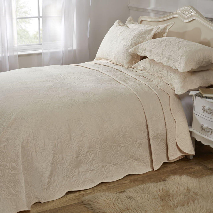 Athena Quilted Paisley Motif Cream Bedspread Set - Single - Ideal Textiles