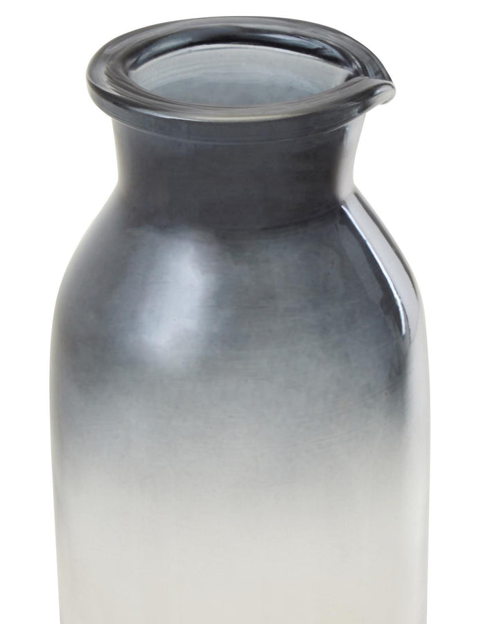 Medium Vale Ombre Glass Vase - Ideal