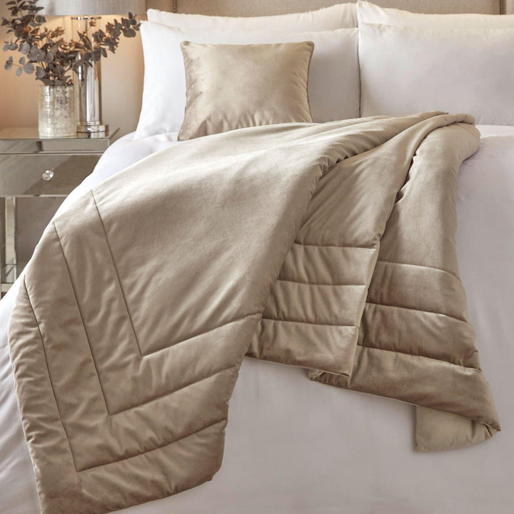 Melanie Velvet Quilted Bedspread Linen - Ideal