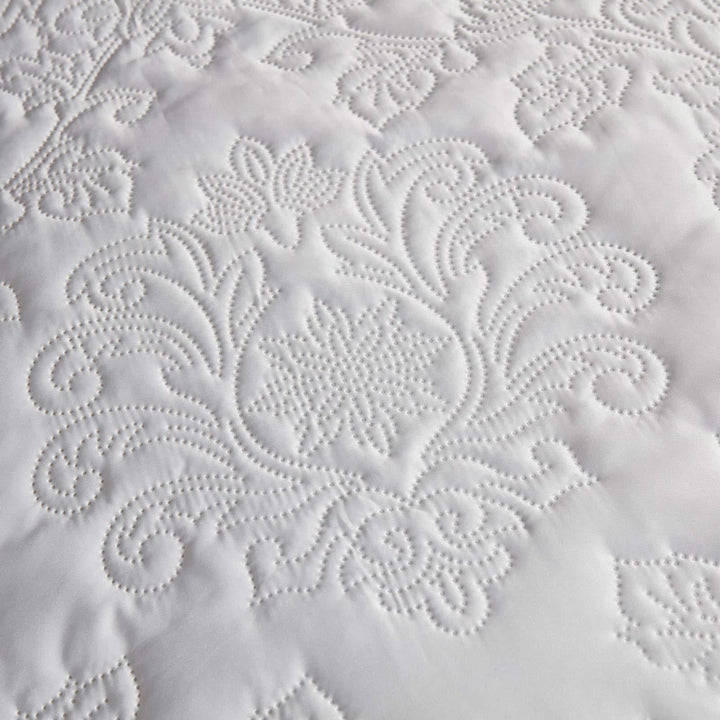 Avery Stripe Pinsonic White Duvet Cover Set - Ideal